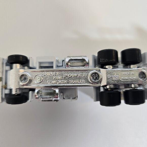 VTG White Kenworth Tractor 40 Foot Container 1/28 Die Cast Shinsei Collectible - Picture 7 of 9